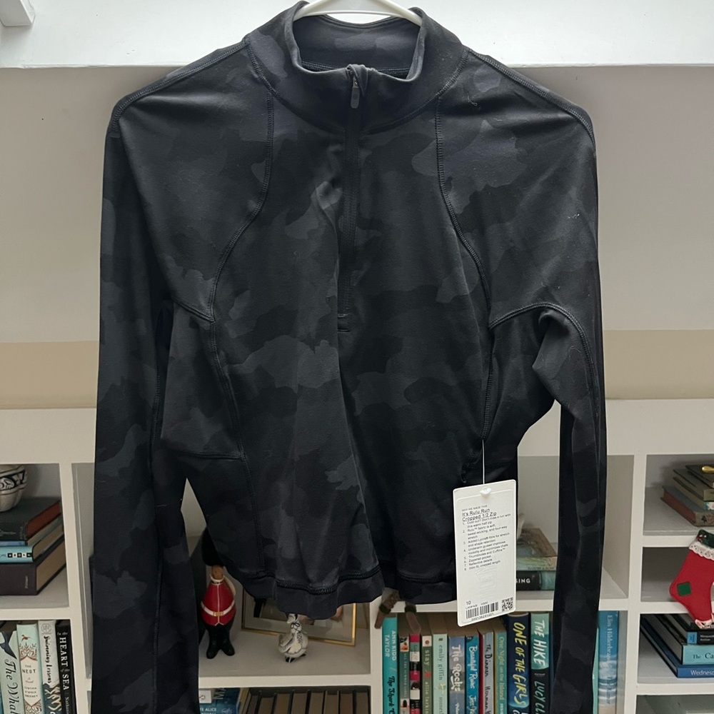 Lululemon it’s rulu run cropped 1/2 zip